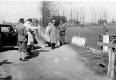 Fotografie Festlegung des neuen Grenzverlaufs 1949 an der Brueggenhuette.