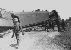 Eisenbahnpanzerzug Nr. 1 bei Mill am 10. Mai 1940 ist auf eine Miene gefahren.